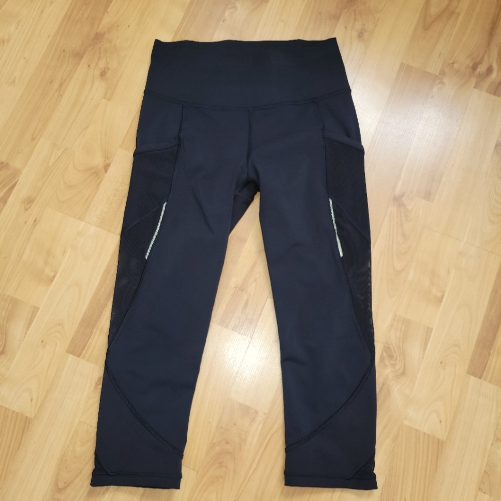 Lululemon Fast as Light Crop Luxtreme Black High Rise Leggings 6 - Picture 2 of 16